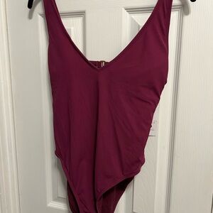 Shade & shore women’s bathing/swim suit 8/10 Medium